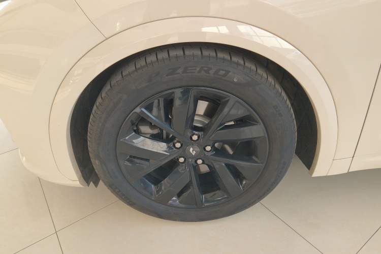 Used Li Auto L7 2023 Pro Model Exterior 7