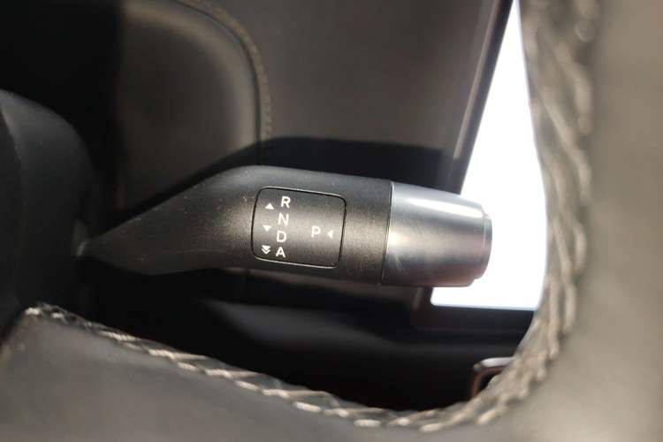 Used Li Auto L7 2023 Pro Model Gear Lever