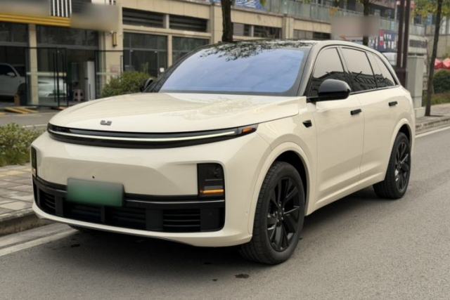 Used Li Auto L7 2023 Air model