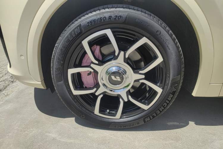 Used Li Auto L7 2023 Air model Left Front Wheel Hub