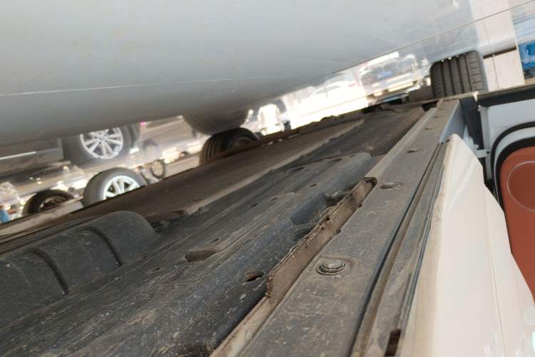 Used Li Auto L7 2023 Pro Model Left Side Sill