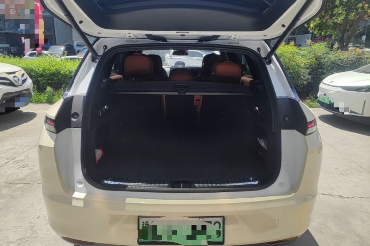 Used Li Auto L7 2023 Air model Trunk