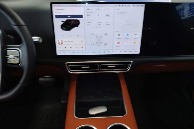 Used Li Auto L7 2024 Pro Model Audio And AC Panel