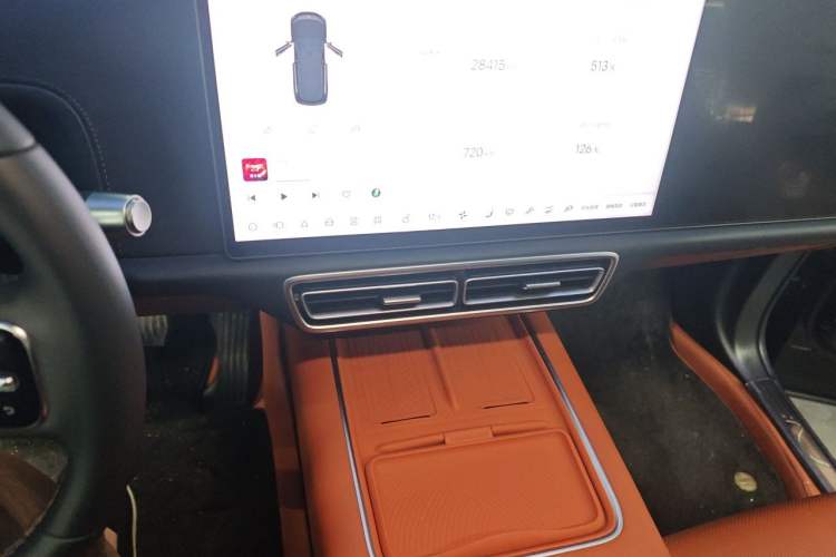 Used Li Auto L7 2024 MAX Model Audio And AC Panel
