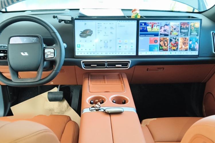 Used Li Auto L7 2024 Pro Model Center Console