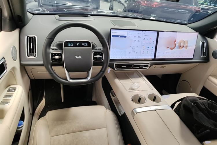 Used Li Auto L7 2024 MAX Model Center Console