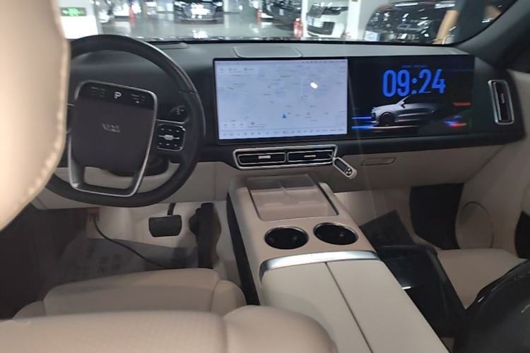 Used Li Auto L7 2024 Pro Model Center Console