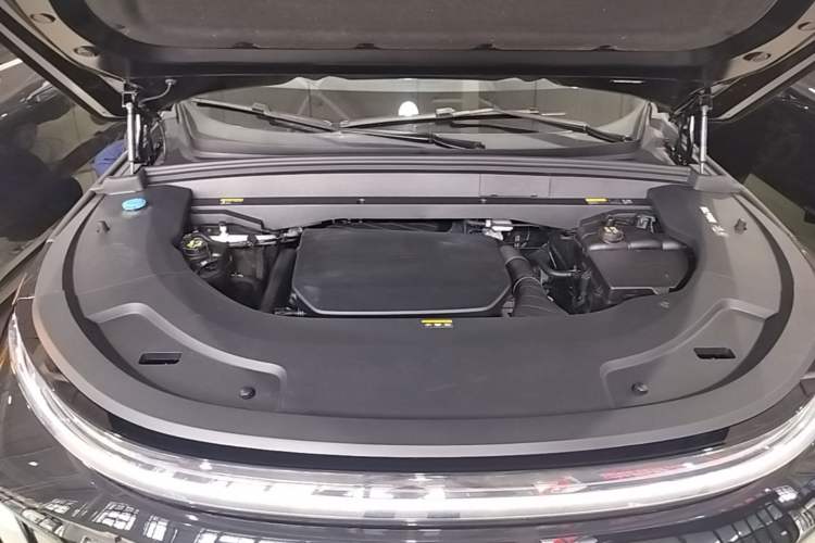 Used Li Auto L7 2024 MAX Model Engine Bay