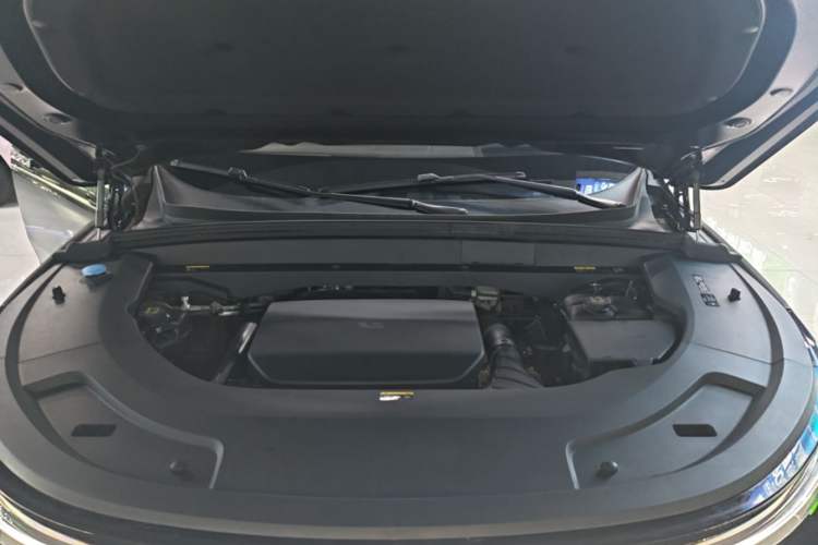 Used Li Auto L7 2024 MAX Model Engine Bay