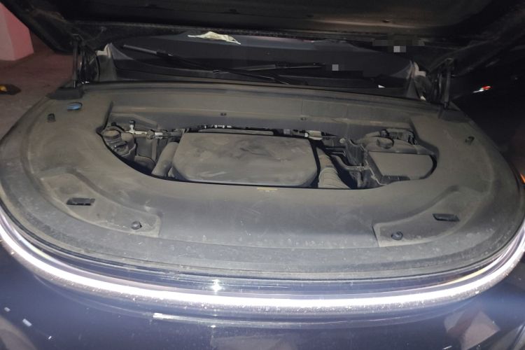 Used Li Auto L7 2024 MAX Model Engine Bay