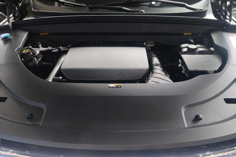 Used Li Auto L7 2024 MAX Model Engine Bay