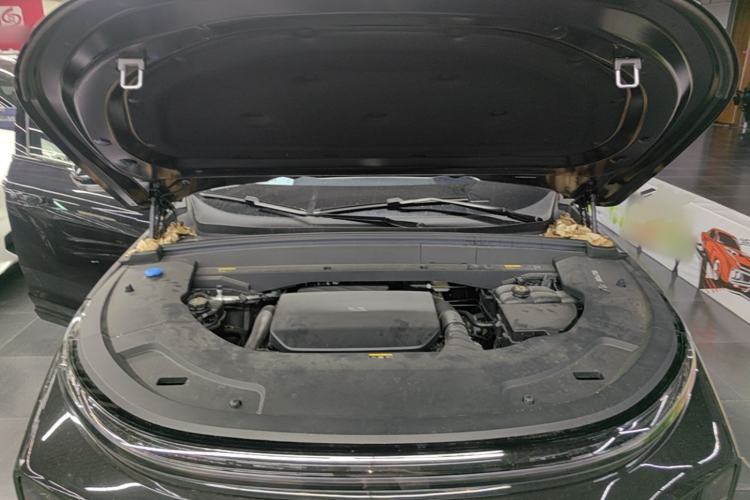 Used Li Auto L7 2024 MAX Model Engine Bay