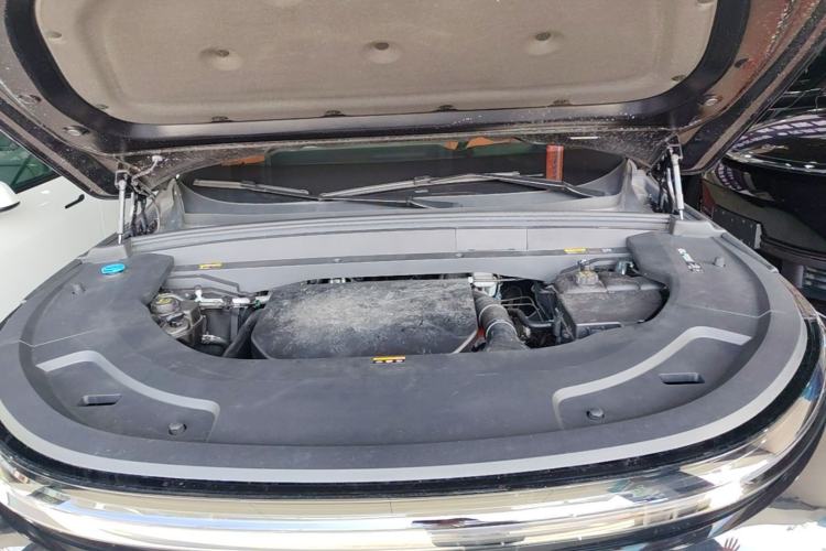 Used Li Auto L7 2024 Ultra Model Engine Bay