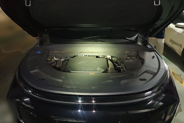 Used Li Auto L7 2024 MAX Model Engine Bay