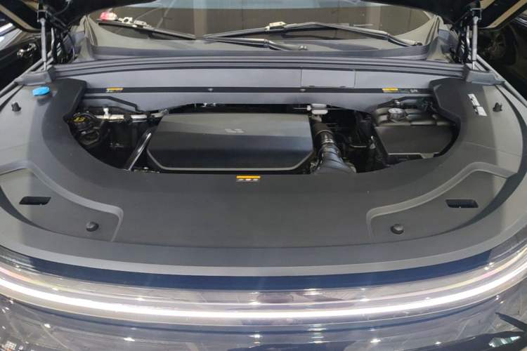 Used Li Auto L7 2024 MAX Model Engine Bay
