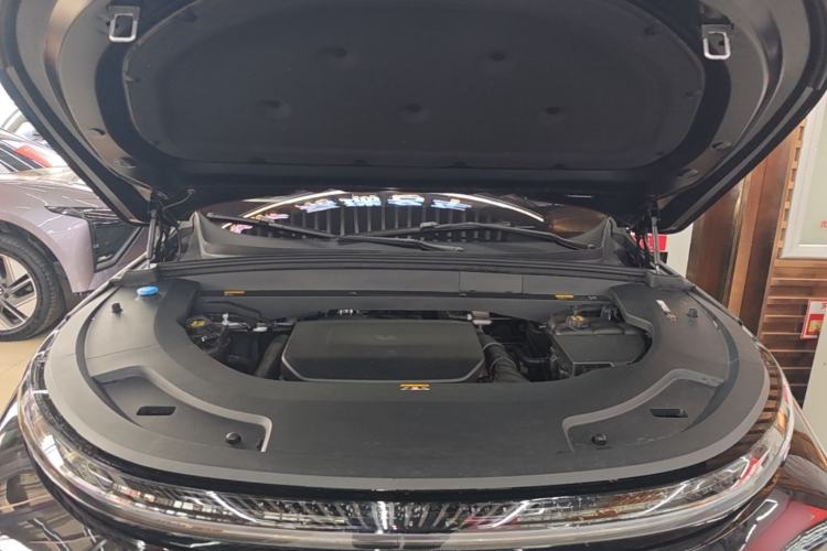 Used Li Auto L7 2024 MAX Model Engine Bay