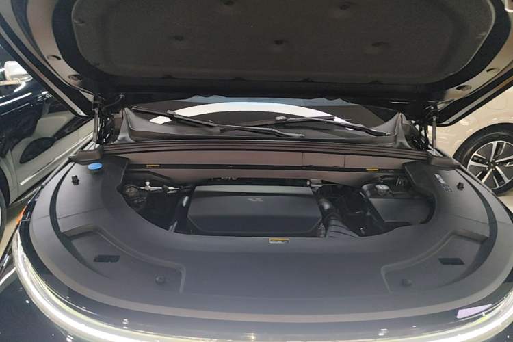 Used Li Auto L7 2024 MAX Model Engine Bay