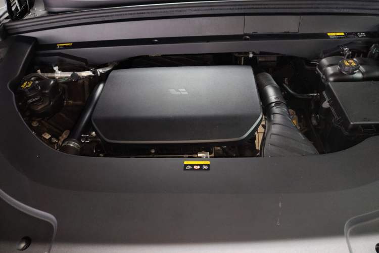 Used Li Auto L7 2024 Pro Model Engine Bay