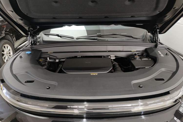 Used Li Auto L7 2024 MAX Model Engine Bay
