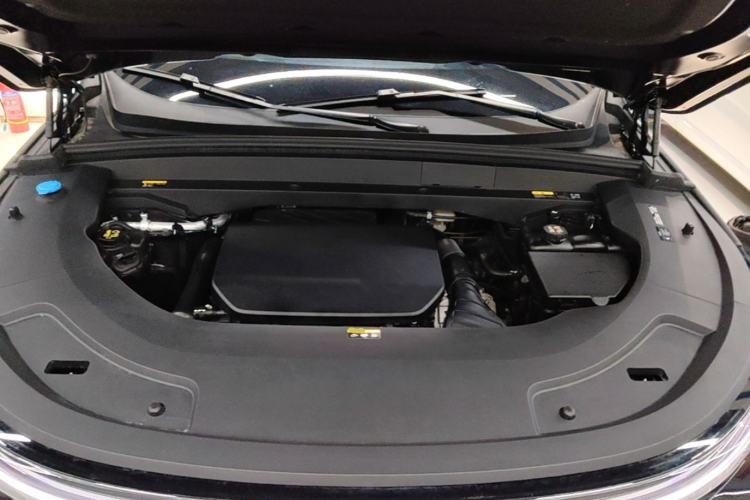 Used Li Auto L7 2024 Ultra Model Engine Bay