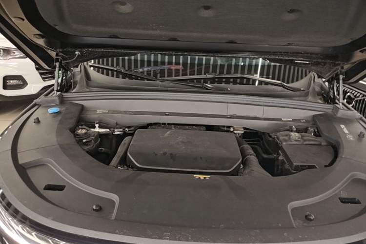 Used Li Auto L7 2024 MAX Model Engine Bay