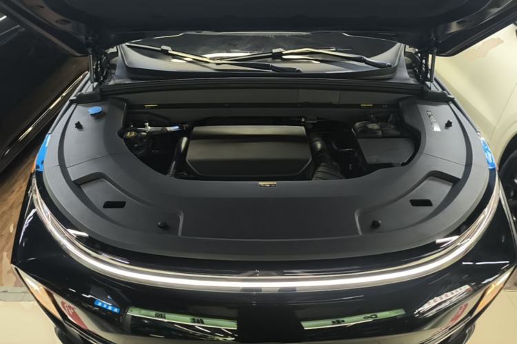 Used Li Auto L7 2024 Ultra Model Engine Bay