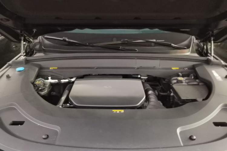 Used Li Auto L7 2024 MAX Model Engine Bay