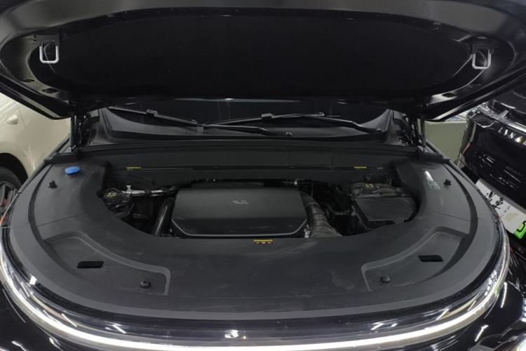 Used Li Auto L7 2024 Pro Model Engine Bay