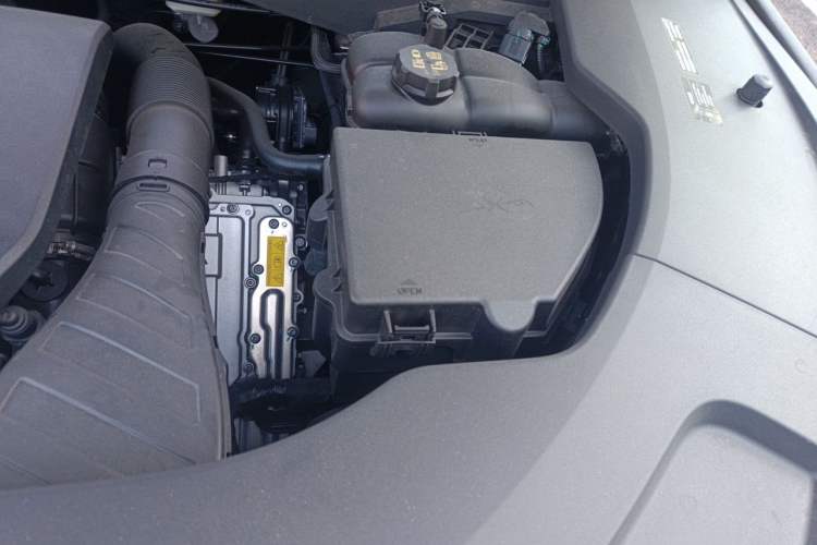 Used Li Auto L7 2024 Ultra Model Engine Bay Left