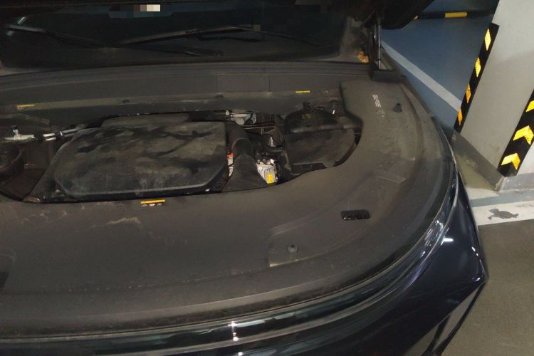 Used Li Auto L7 2024 MAX Model Engine Bay Left