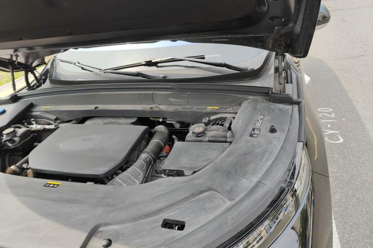 Used Li Auto L7 2024 MAX Model Engine Bay Left