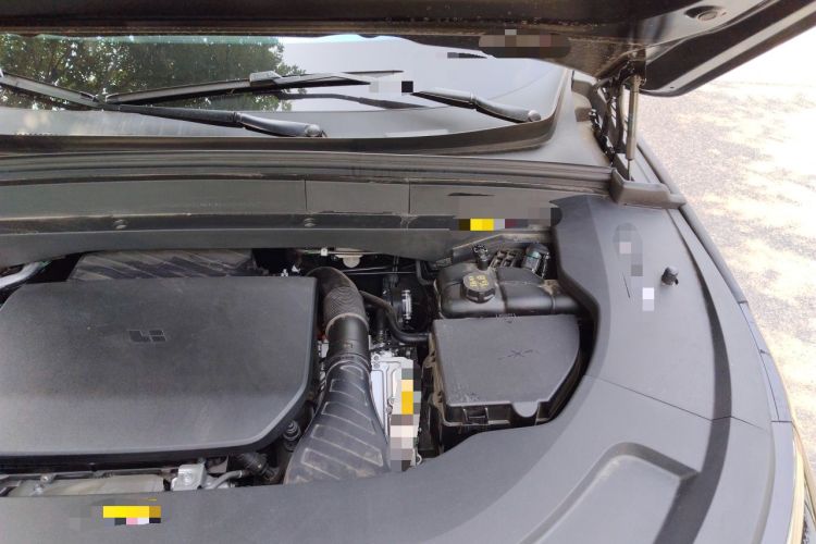 Used Li Auto L7 2024 Ultra Model Engine Bay Left