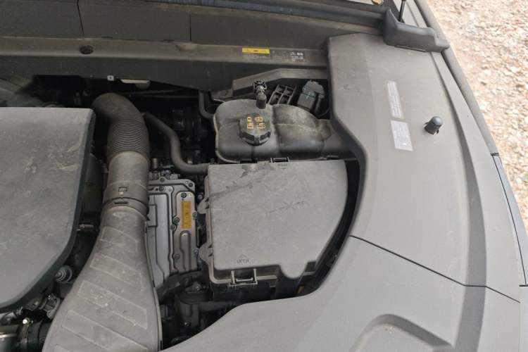Used Li Auto L7 2024 MAX Model Engine Bay Left