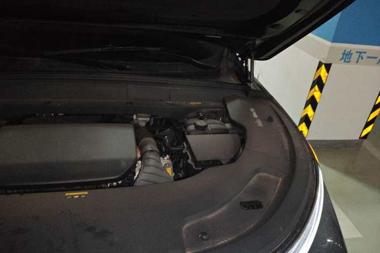 Used Li Auto L7 2024 Ultra Model Engine Bay Left