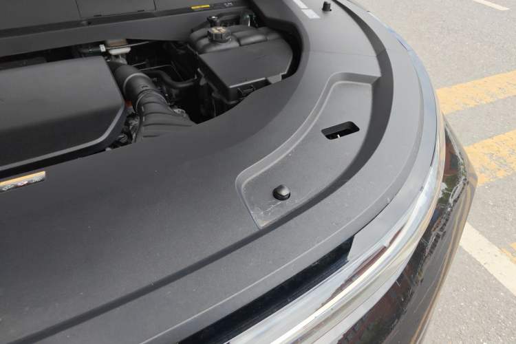Used Li Auto L7 2024 MAX Model Engine Bay Left