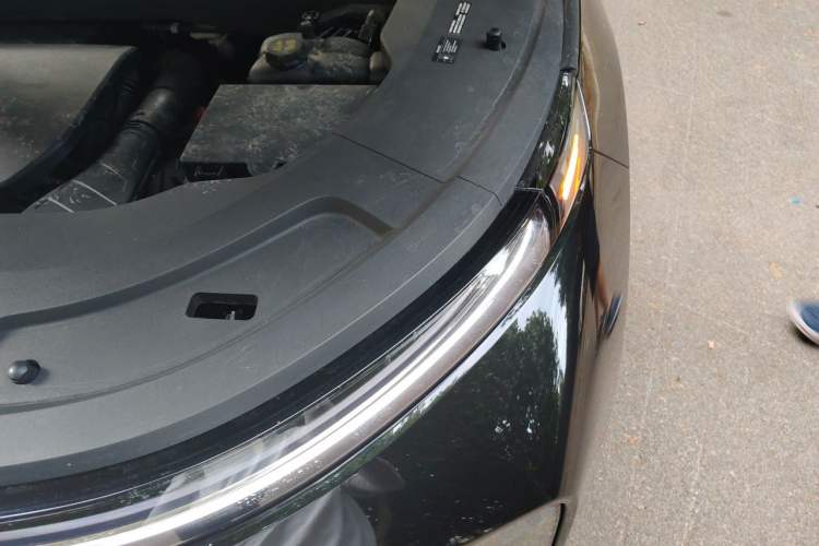 Used Li Auto L7 2024 MAX Model Engine Bay Left