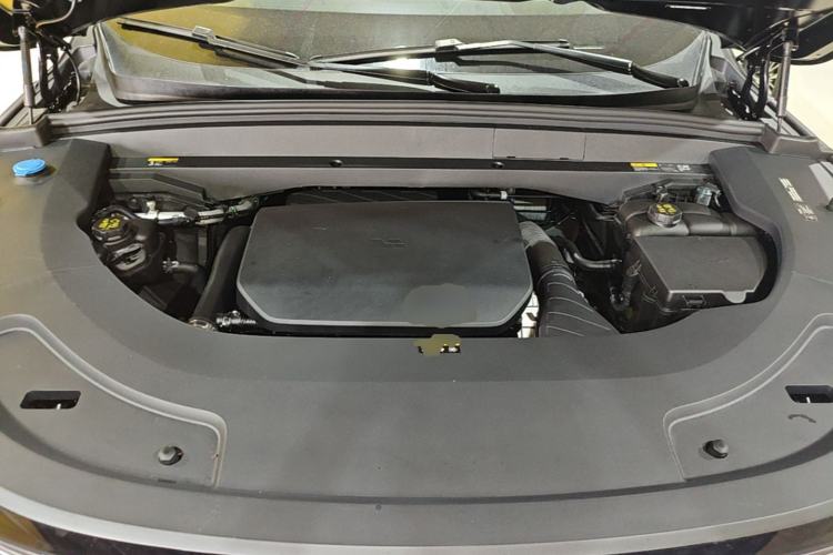 Used Li Auto L7 2024 Pro Model Engine Bay