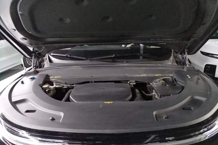 Used Li Auto L7 2024 MAX Model Engine Bay