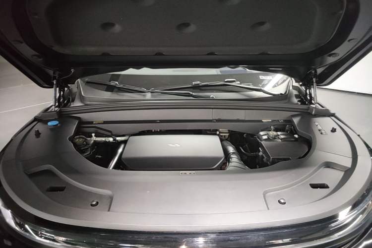 Used Li Auto L7 2024 Ultra Model Engine Bay