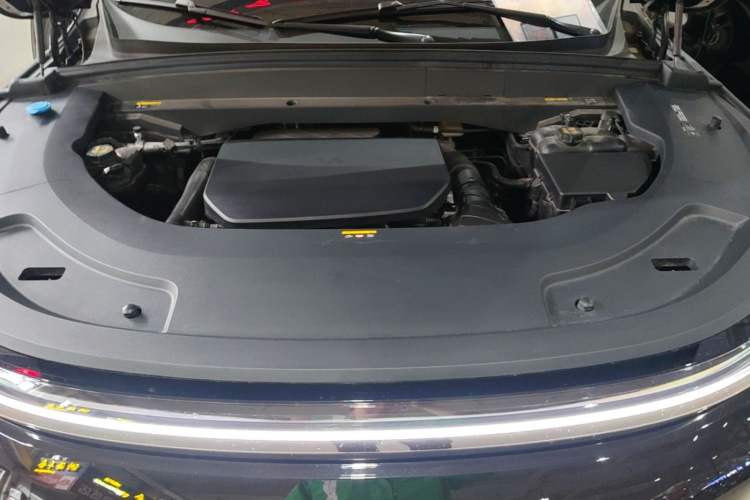 Used Li Auto L7 2024 MAX Model Engine Bay