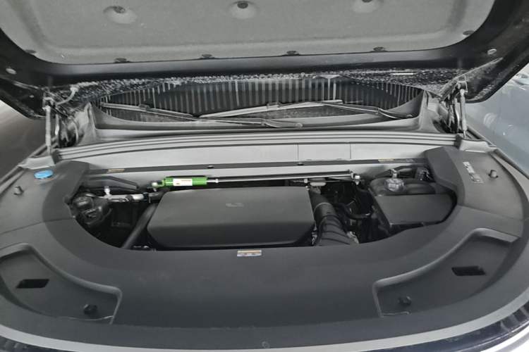 Used Li Auto L7 2024 Ultra Model Engine Bay