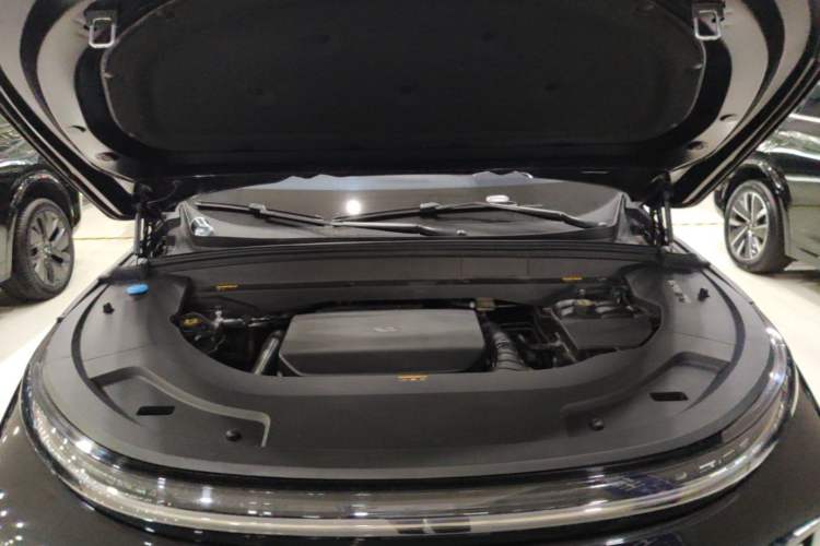 Used Li Auto L7 2024 MAX Model Engine Bay