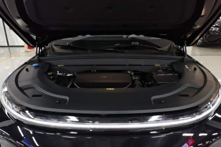 Used Li Auto L7 2024 Pro Model Engine Bay