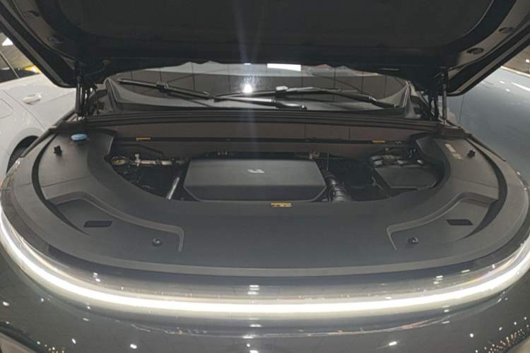 Used Li Auto L7 2024 Pro Model Engine Bay
