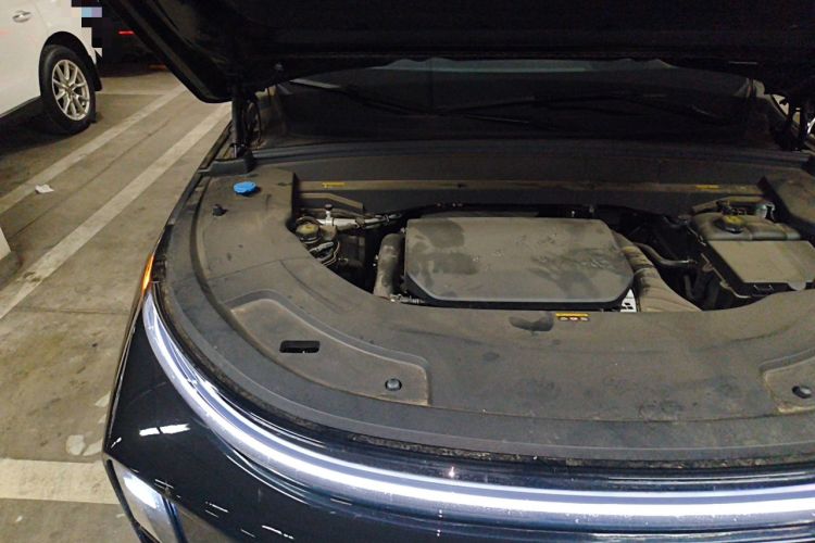 Used Li Auto L7 2024 Pro Model Engine Bay Right