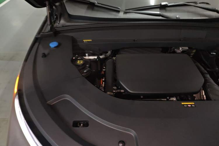 Used Li Auto L7 2024 MAX Model Engine Bay Right