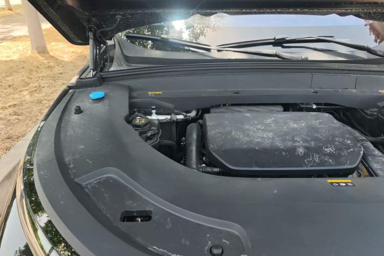 Used Li Auto L7 2024 Pro Model Engine Bay Right