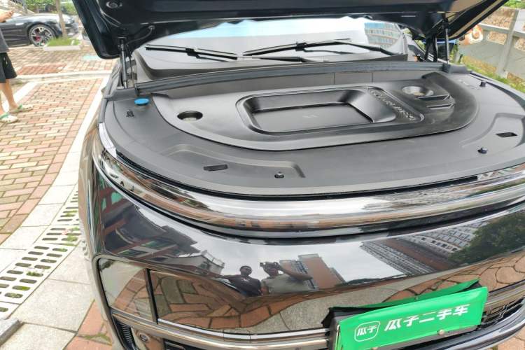 Used Li Auto L7 2024 Pro Model Engine Bay Right