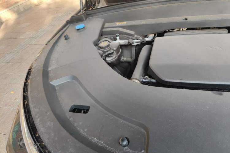 Used Li Auto L7 2024 Ultra Model Engine Bay Right