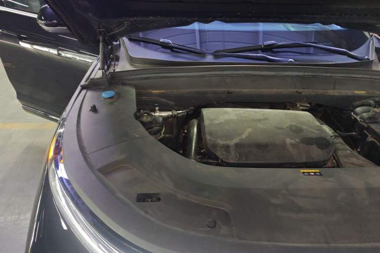 Used Li Auto L7 2024 MAX Model Engine Bay Right